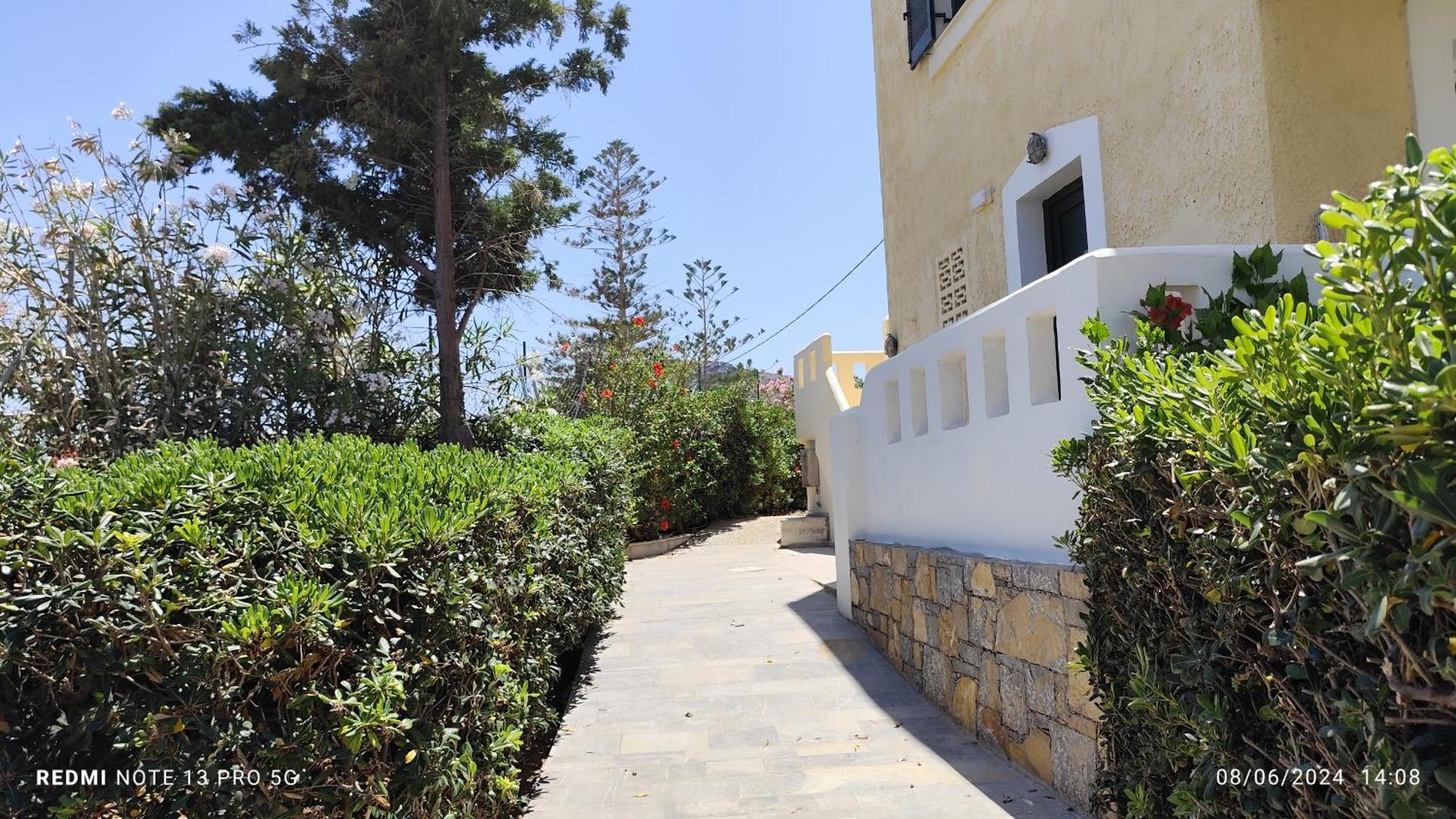 Niros Beachfront Aparthotel Kokkini Hani Buitenkant foto