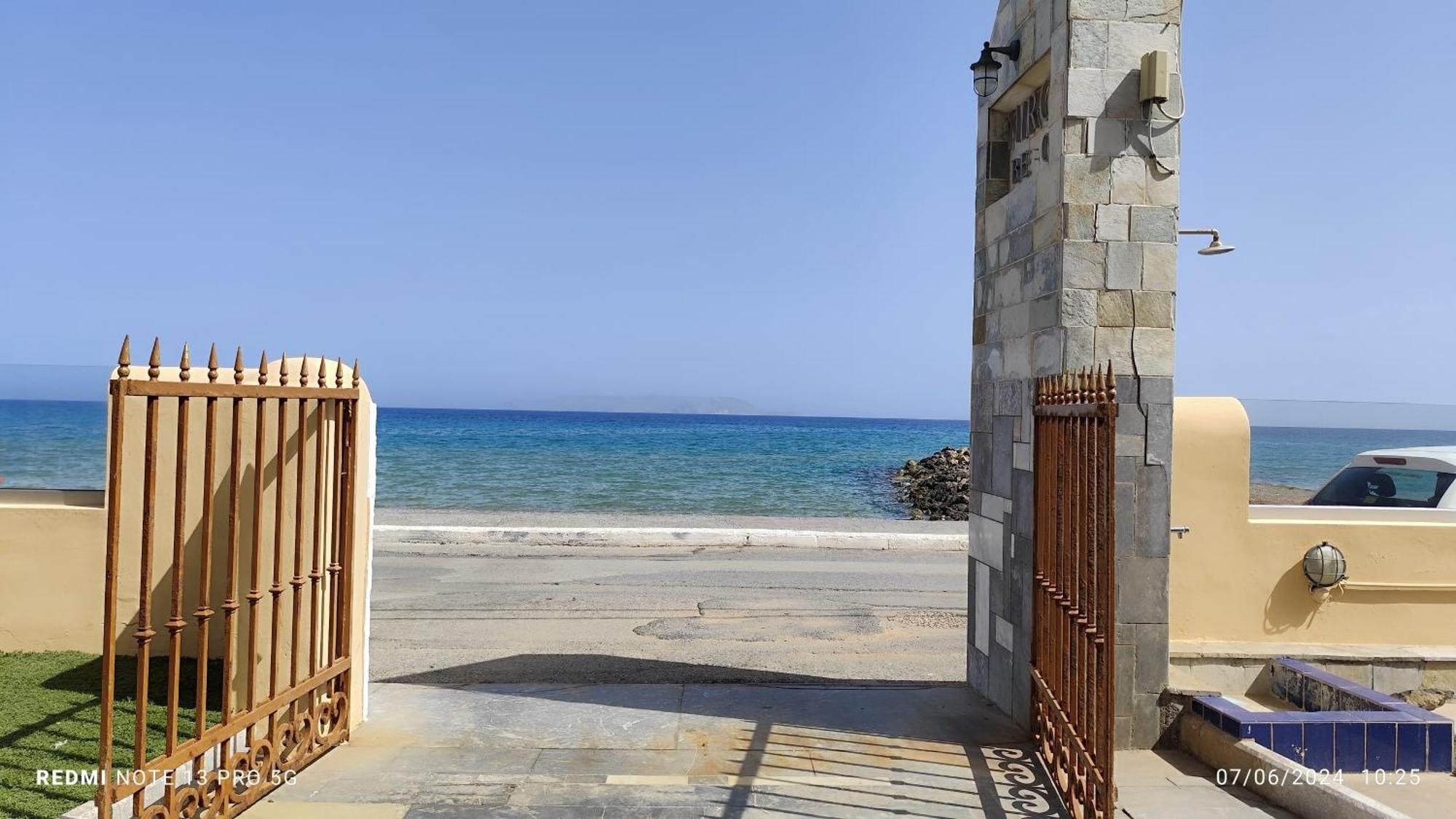 Niros Beachfront Aparthotel Kokkini Hani Buitenkant foto