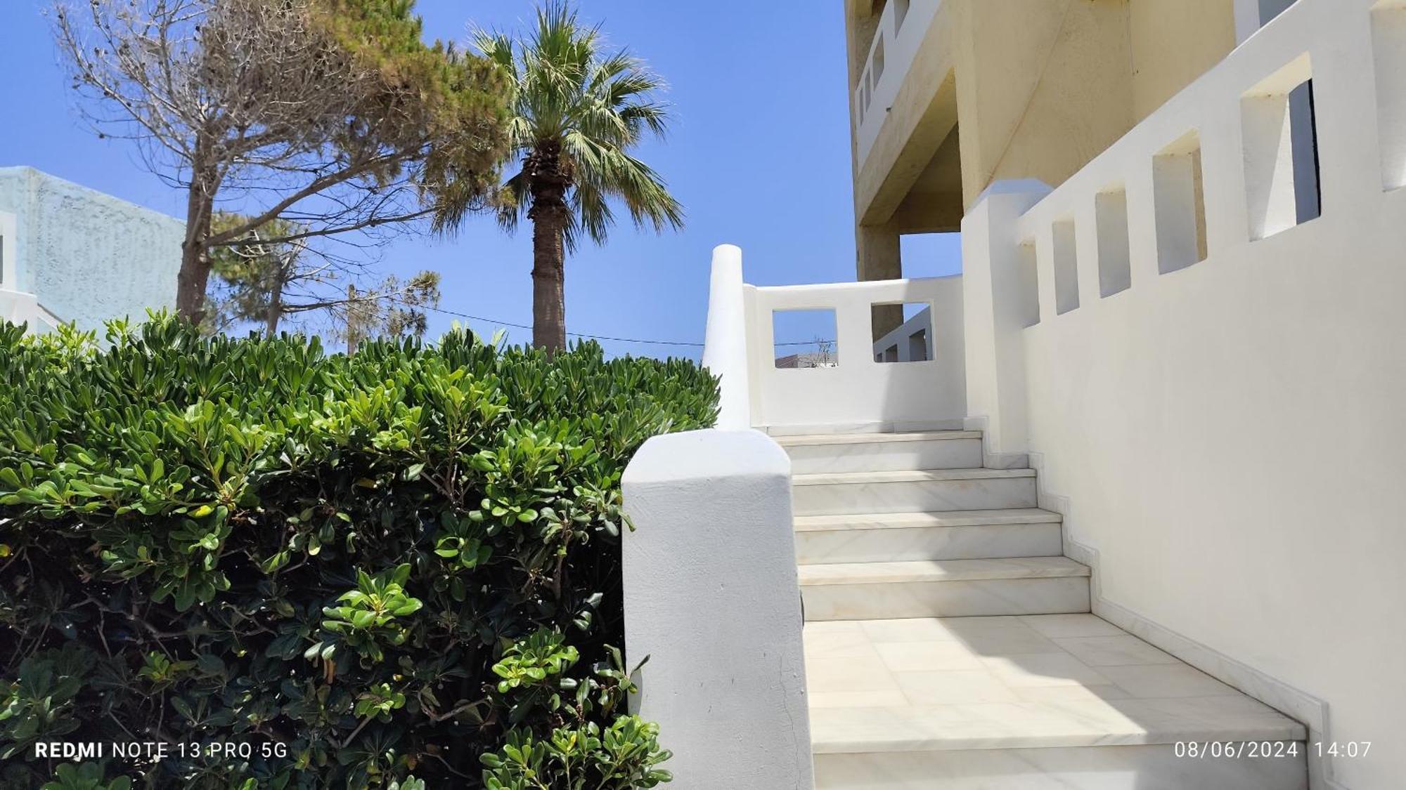 Niros Beachfront Aparthotel Kokkini Hani Buitenkant foto