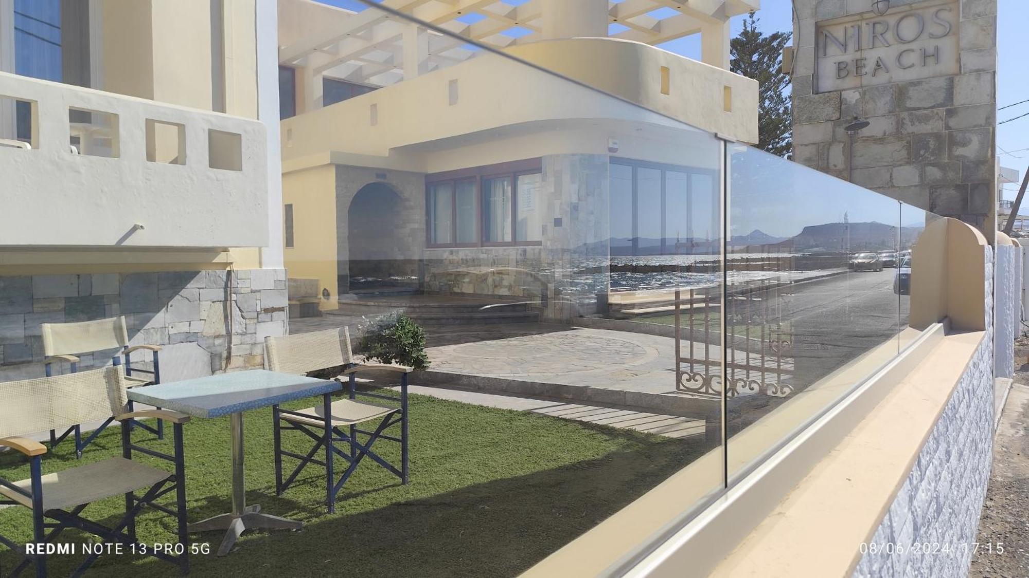 Niros Beachfront Aparthotel Kokkini Hani Buitenkant foto